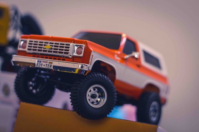 FMS 1/24 FCX24 Chevrolet K5 Blazer RTR RC | Exhibit by FIGURA Kenya