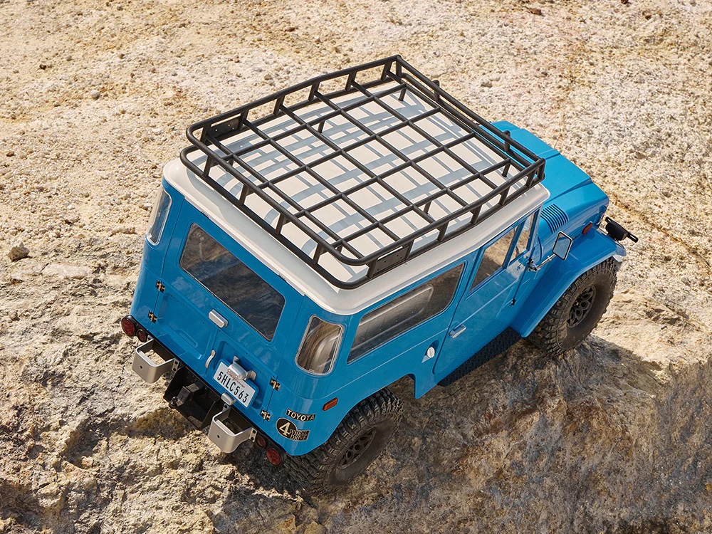 FMS 1 10 Toyota Land Cruiser FJ40 RS 3QTR Rear Outdoors BLUE.jpg